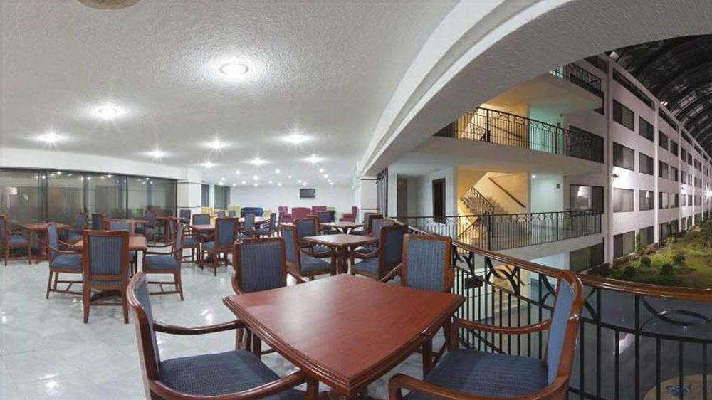 Holiday Inn Express Toluca By Ihg מראה חיצוני תמונה