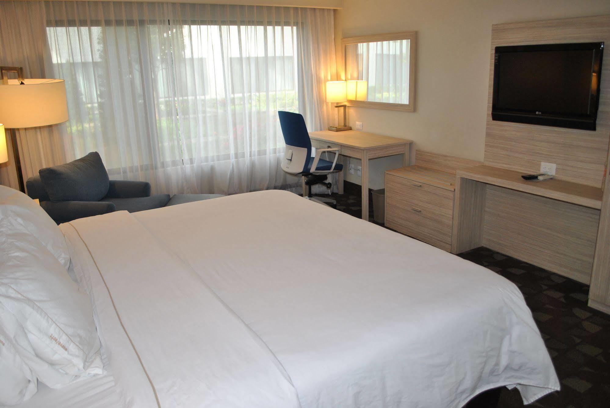 Holiday Inn Express Toluca By Ihg מראה חיצוני תמונה