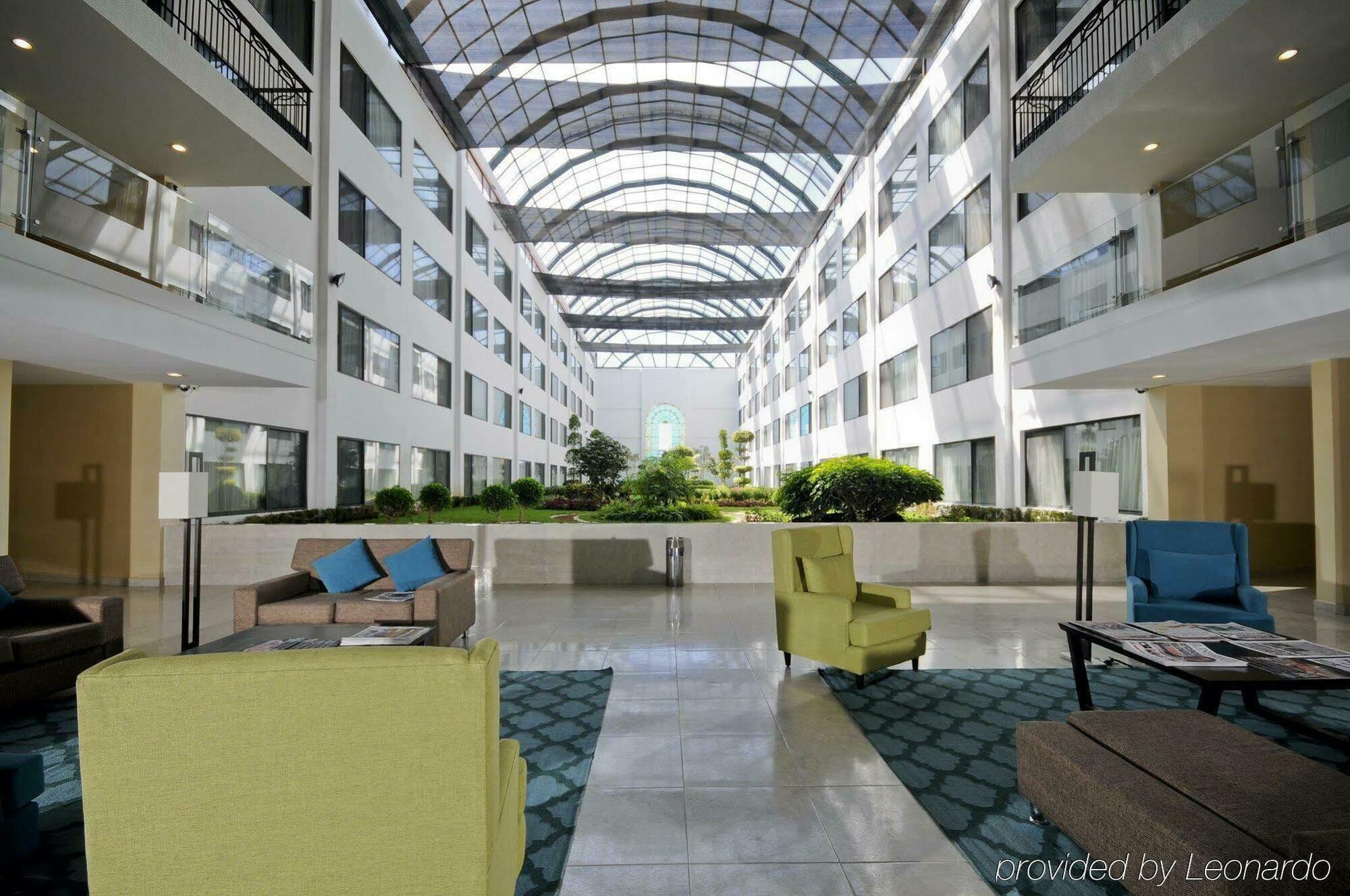 Holiday Inn Express Toluca By Ihg מראה חיצוני תמונה